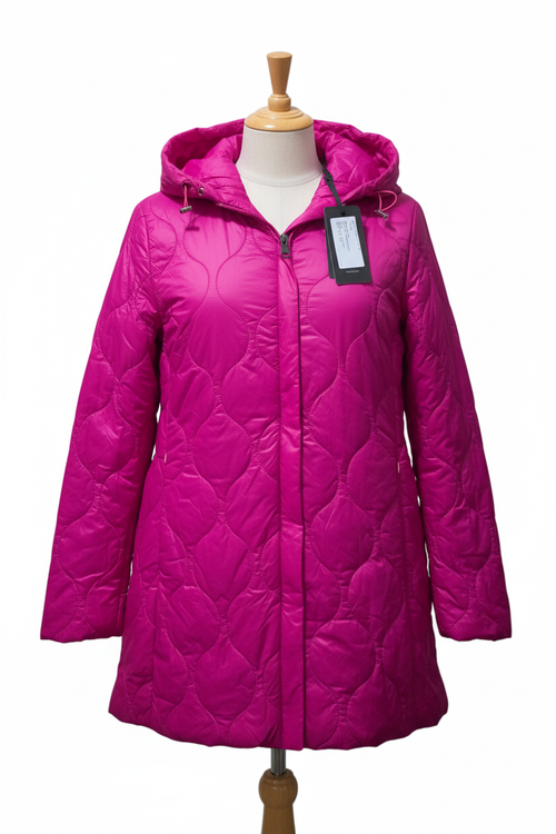 Chaqueta sobre maniquí de madera